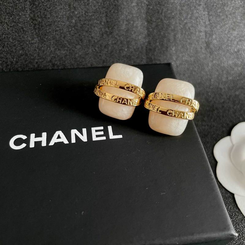 Chanel Earring 07yxh71